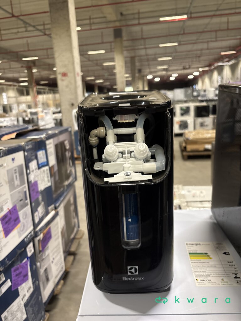 3 Purificadores - Sendo 2 Electrolux PE15P, 1 Electrolux PE15B