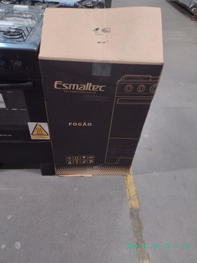 2 Fogões - Sendo 1 Esmaltec Ideal Pop, 1 Electrolux FE4IW